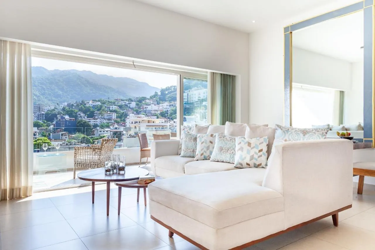 Zenith 601, Zona Romantica, 2 Balconies With Incredible Views, Rooftop Pool Puerto Vallarta